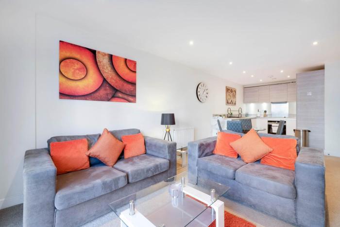 Alder House Serviced Apartment Maidenhead by 360stays