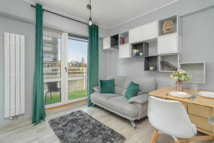 Stylish Apartment near Hala Arena Poznań by Renters