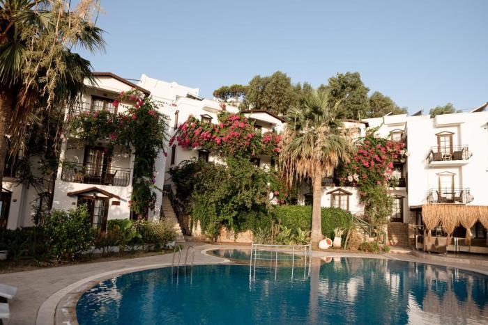 Mare Garden Hotel