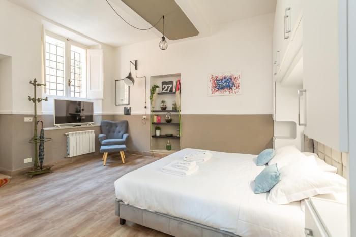 Central Charm near Piazza Navona - Cozy Loft for 2