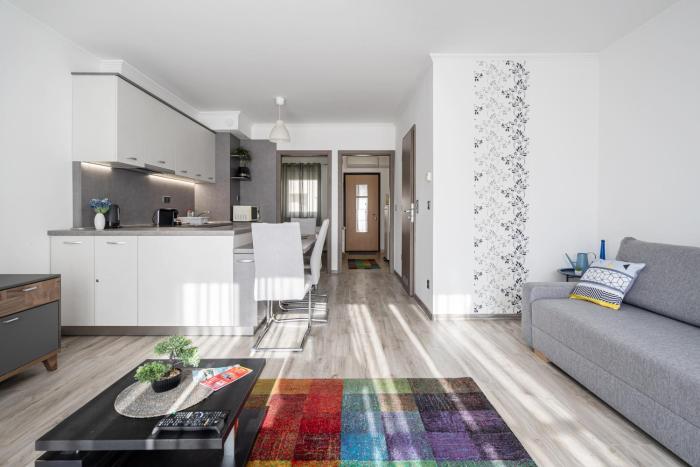 Mystic Meadows Apartment