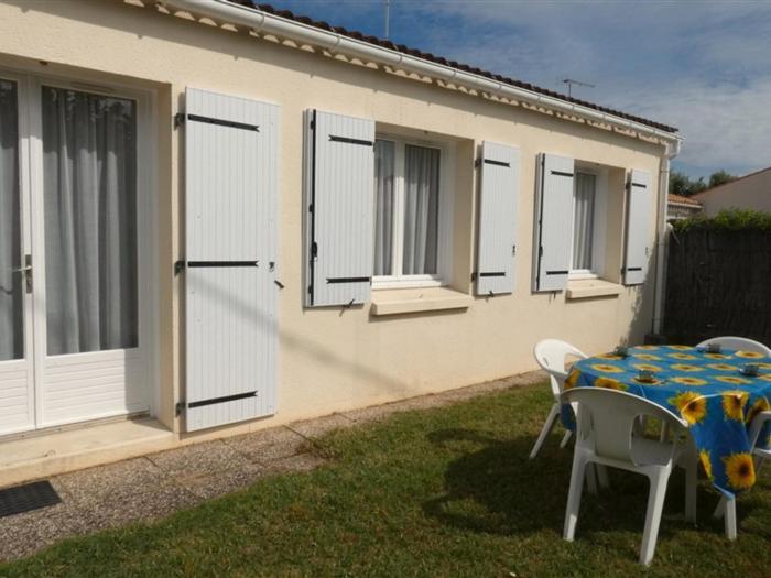 Maison calme proche plage, animaux admis, parking - FR-1-323-376