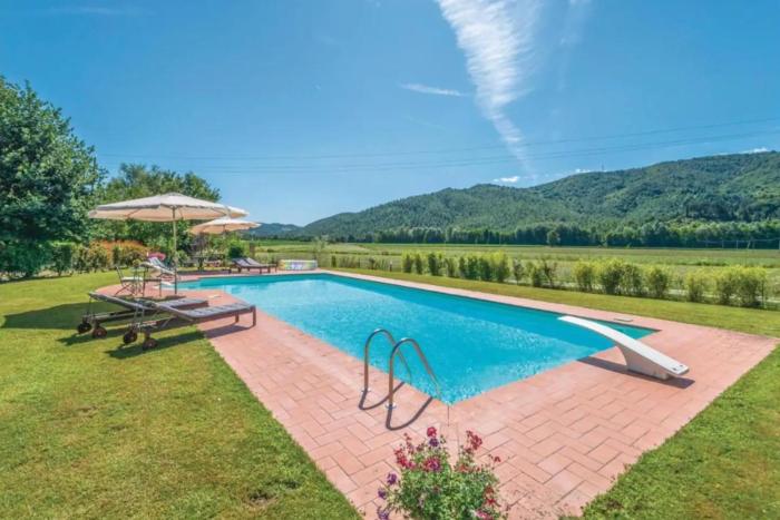 Villa Lucertole by Mmega