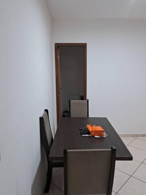 Apartamento perto da praia com ar condicionado