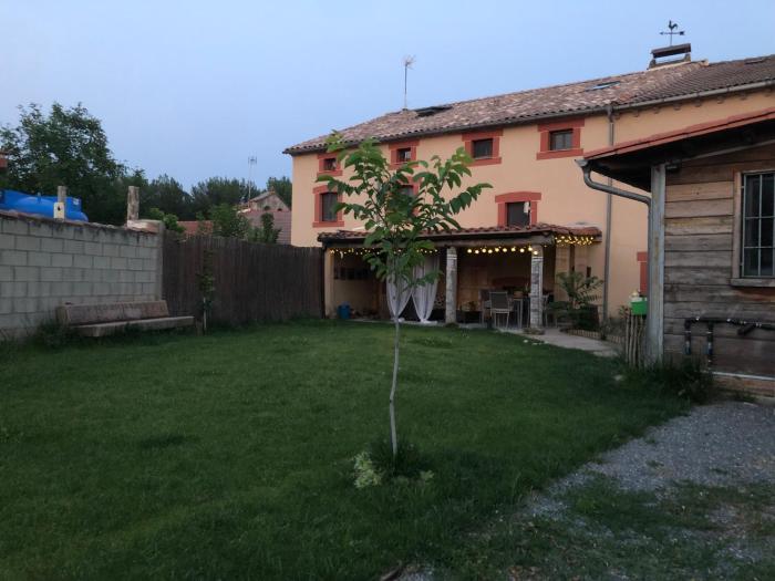 La Casona del Rio Abion