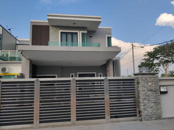 16 Paxs Bungalow Homestay Hutan Melintang by Aloha