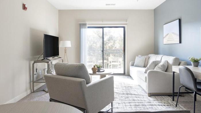 Landing Modern Apartment with Amazing Amenities (ID1225X333)