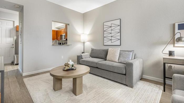 Landing Modern Apartment with Amazing Amenities (ID8214X04)
