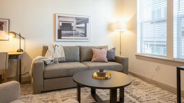 Landing Modern Apartment with Amazing Amenities (ID8372X28)