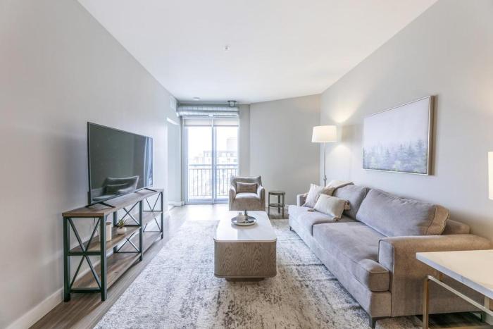 Landing Modern Apartment with Amazing Amenities (ID1979X34)