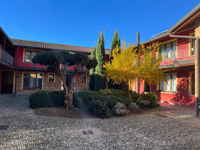 Cozy flat + parking close to City centerAirport