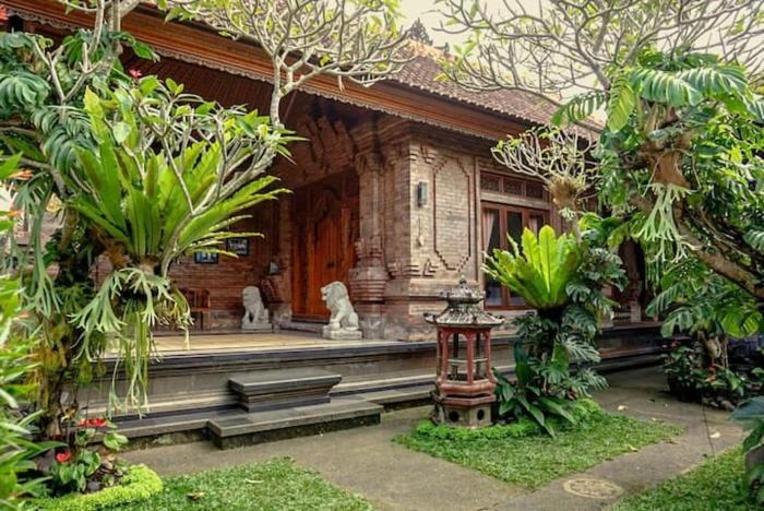 Homestay Jro Mangku Gede House