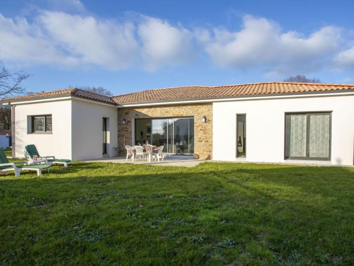 Holiday Home La Tingère by Interhome