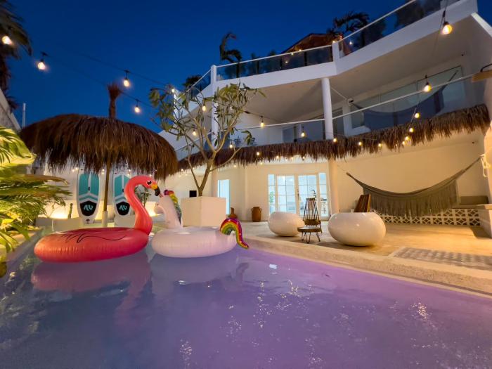 Hermosa vista al mar desde rooftop y a pocos metros de mar