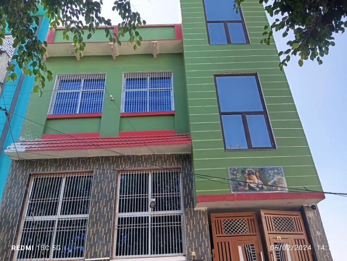 RADHA APARTMENTS Stay