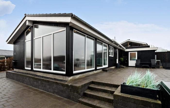 Awesome Home In Haderslev