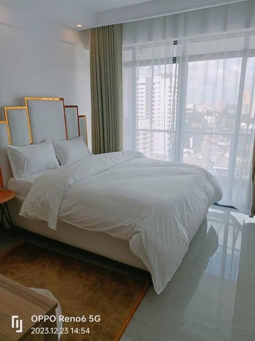 Executive one bed with balcony GYM NETFLIX