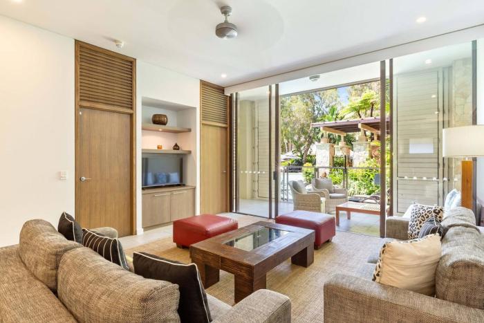 Orchid at Temple Resort - A Swim-out Tropical Oasis