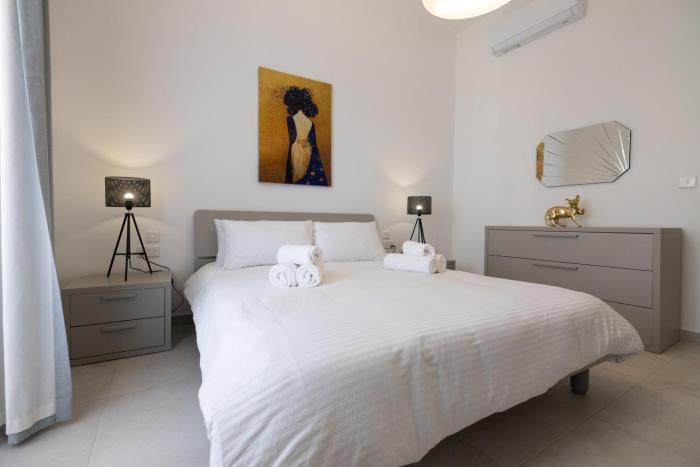 Valletta Collection - Mediterranean views