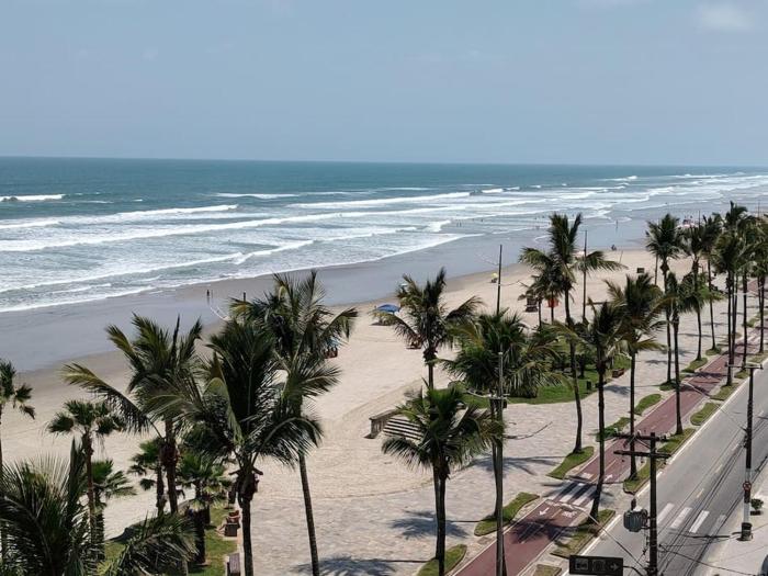 APTO Vila Caiçara 2dorm 2banh 1 Vaga Frente Mar NÃO É HOTEL