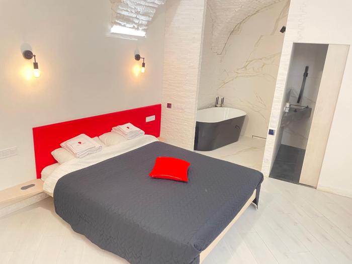 Red & Yellow Old Town