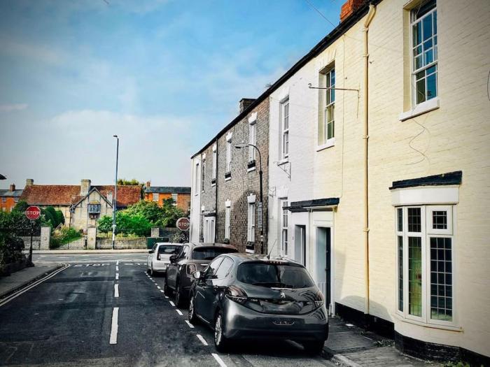 Stratford Centre, Ground Level, Parking nearby