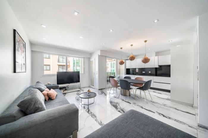 Beautiful 3 bedroom close to the Martinez