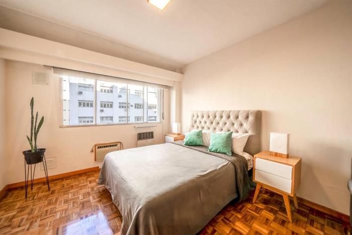 Amplio y luminoso monoambiente en el centro