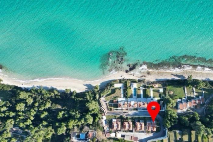 Lindos Beach House Kriopigi 3 Bedrooms 7 guests