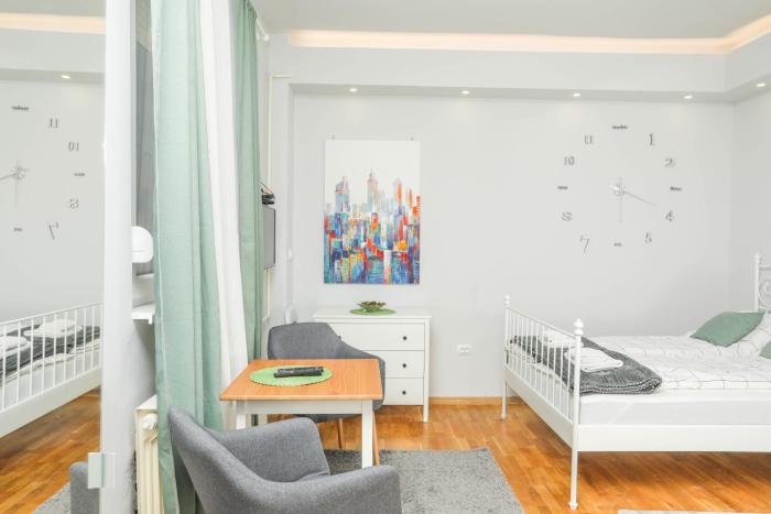 Studio 91 with Great WI-FI and free parking