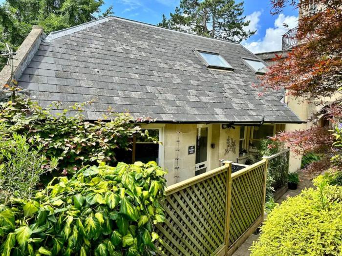 Delightful Cottage Sydney Gardens private parking - Pass the Keys