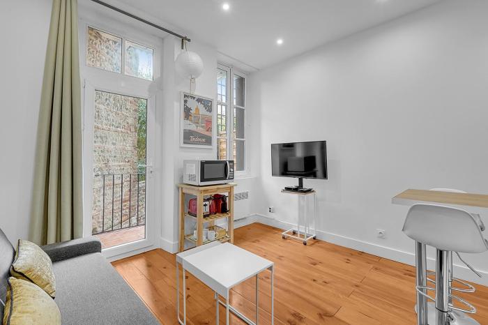 Le Cosy - T2 hypercentre au calme avec Parking