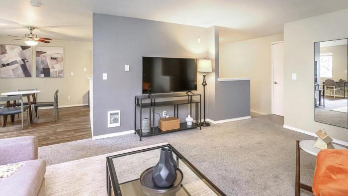 Landing Modern Apartment with Amazing Amenities (ID8294X31)