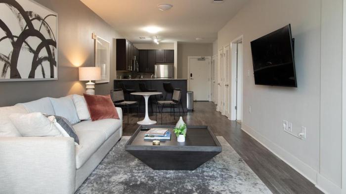 Landing Modern Apartment with Amazing Amenities (ID248)