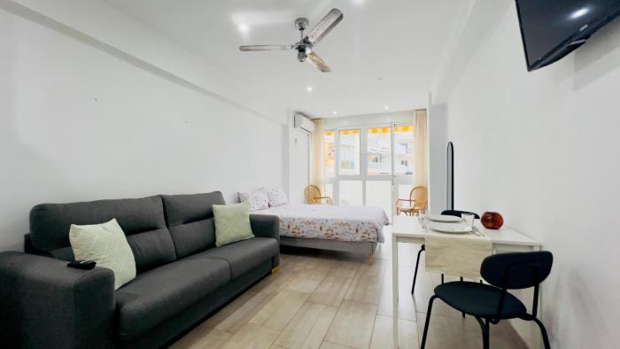 Central Beach & Pool Studio - South Costa, Nerja