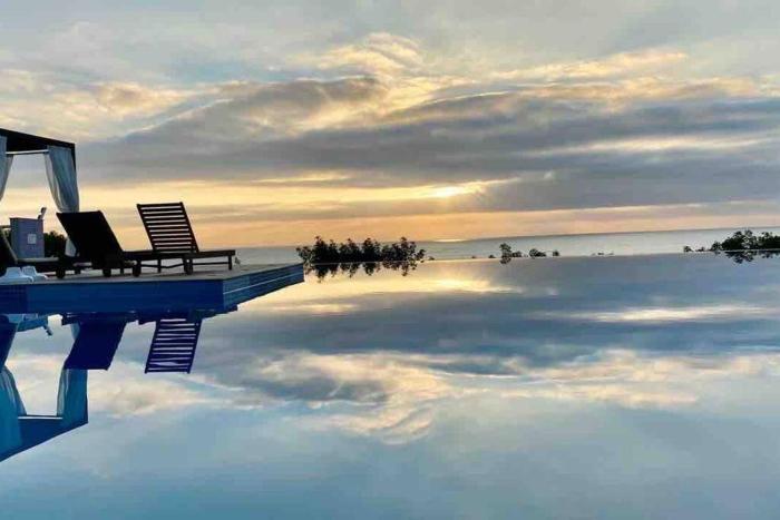 Home Club , frente mar