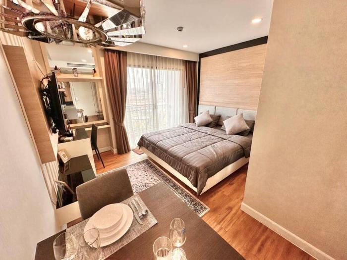 Journey Studio in Dusit Grand Park