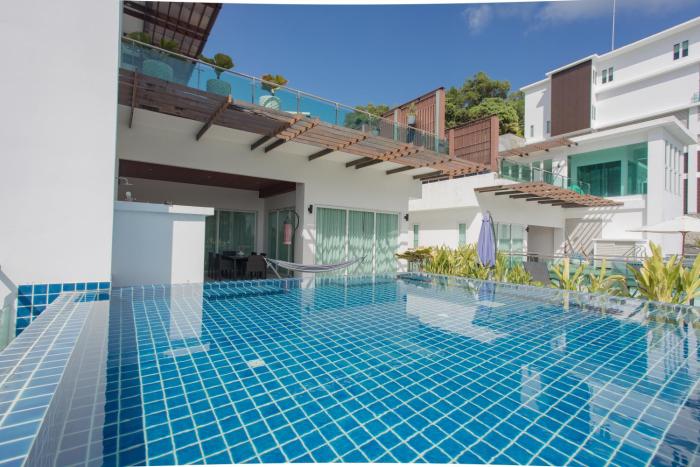 Penthouse Kamala Falls 260mq