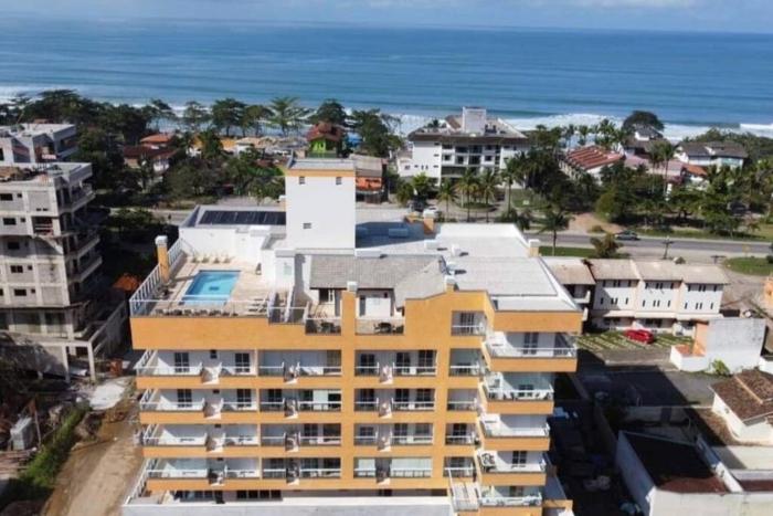 Apto Ubatuba, alto padrão a 100 mt do mar