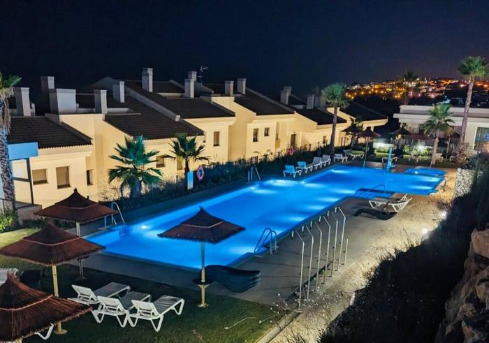 Luxury Serenity Benalmadena Sea and mountain view