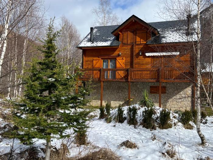 Chalet bois au coeur des Pyrénées ariégeoises