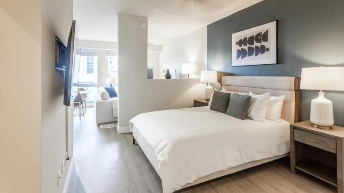 Landing - Modern Apartment with Amazing Amenities (ID8458X06)