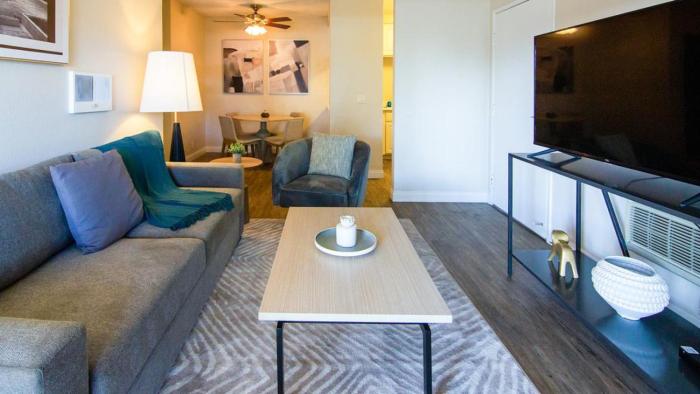 Landing - Modern Apartment with Amazing Amenities (ID7444X46)