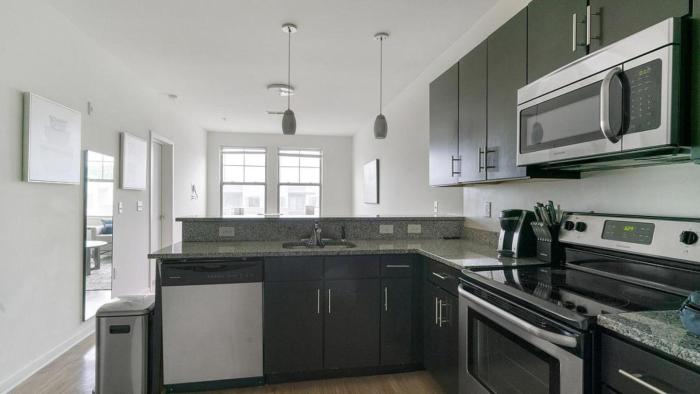 Landing - Modern Apartment with Amazing Amenities (ID9274X42)