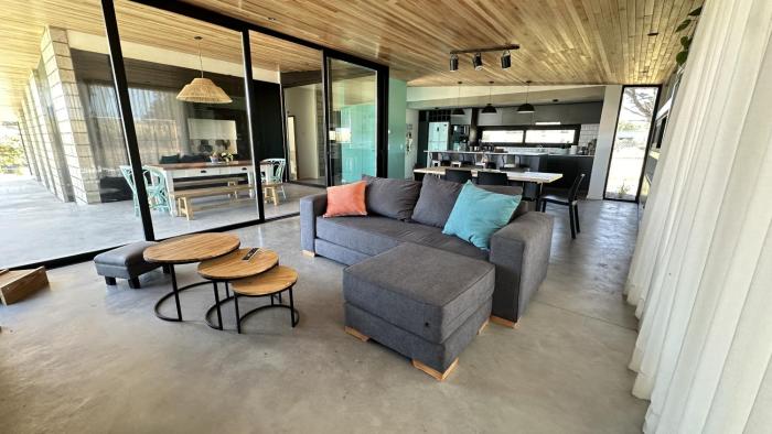 Casa PIT - Casa En Barrio Privado San Benito, Chapadmalal Para 6 PAX Con Pileta - Hola Sur