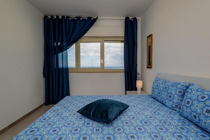 La finestra sul mare Erice beach