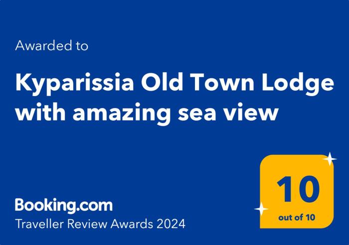 Kyparissia Old Town Lodge with amazing sea view