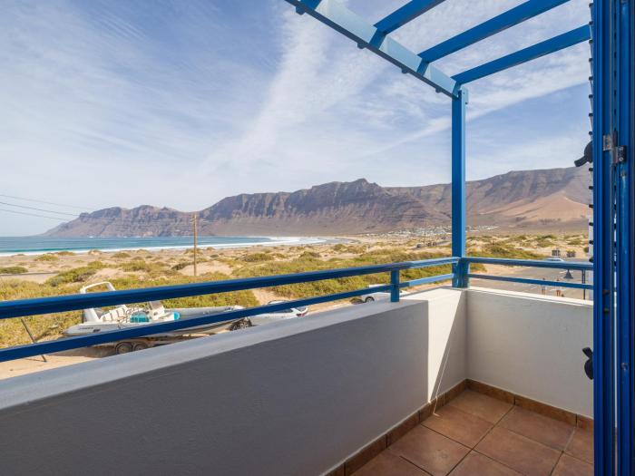 Casa Joral, para surfear en Famara