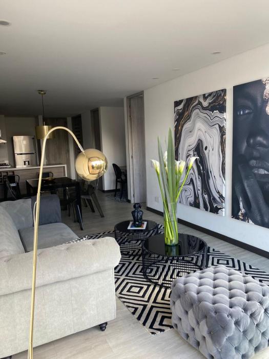 Hermoso elegante moderno