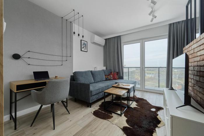 River View Studio with Balcony & FREE GARAGE Wrocław by Noclegi Renters